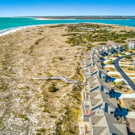 Two Beaches & Pool, Renovated Townhome on Nature Preserve at Serenity Point