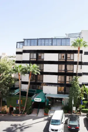 Post Boutique Hotel Amman Отели рядом с достопримечательностью «Мечеть короля Абдаллы I»