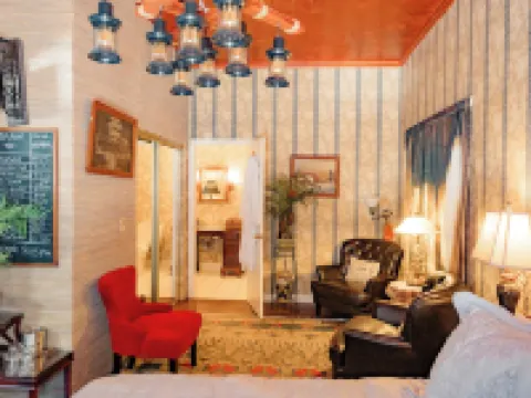 Montgomery Inn BnB Hotels in Versailles