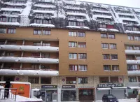 Apartamentos Lake Placid 3000 Отели в г. 