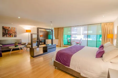 Hotel Grand Park Отели рядом с достопримечательностью «Iglesia de la Tercera Orden»