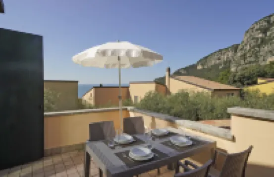 อพาร์ทเมนท์ปราโทเน