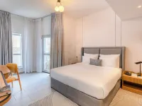 Citadines Metro Central Dubai Hotels near Barsha Heights (Tecom)