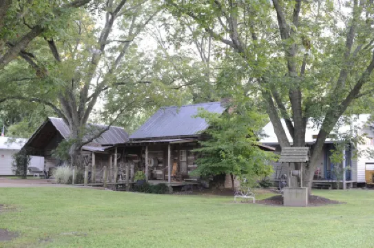 Pecan Grove Cottages