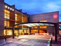Sheraton Kansas City Hotel at Crown Center Hotels near The Arvin Gottlieb Planetarium