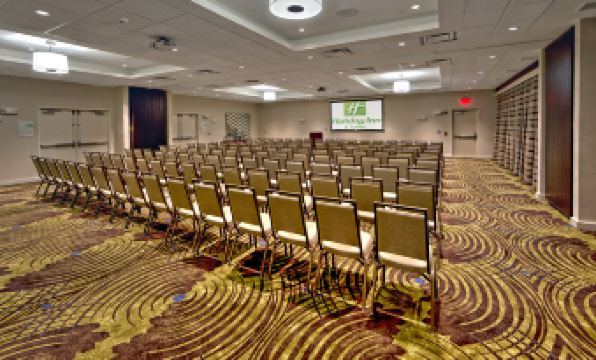Holiday Inn & Suites TUPELO NORTH by IHG