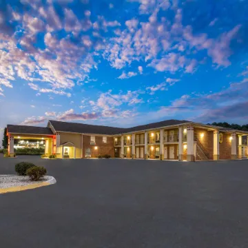 Super 8 by Wyndham Covington