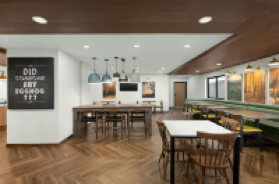 Fairfield by Marriott Inn & Suites Atascadero アタスカデロのホテル