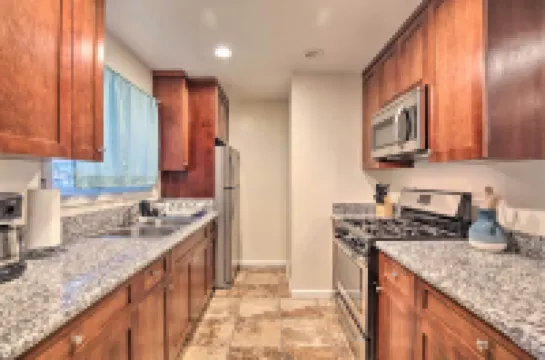 Walk to Dining and Chula Vista Center Modern Duplex