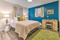 Stylish Vacation Rental - Walk to Isu! - Homestays