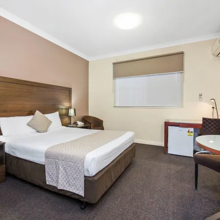 Comfort Hotel Dandenong