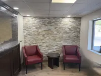 Red Roof Inn & Suites Swansea Hotels near Executive Plaza