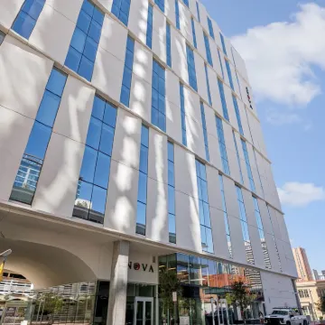 Placemakr Downtown Phoenix Hotels near St. Mary's Roman Catholic Basilica