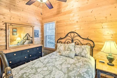 Secluded Santee River Island Retreat w/ Dock!