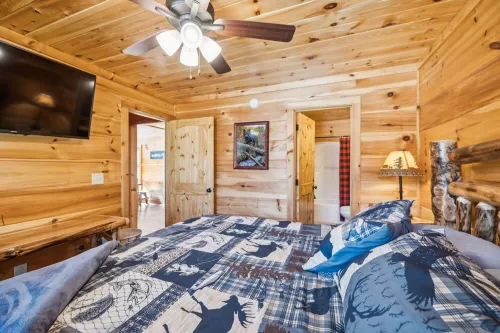 You WOOD love it here! Hotel a Cosby