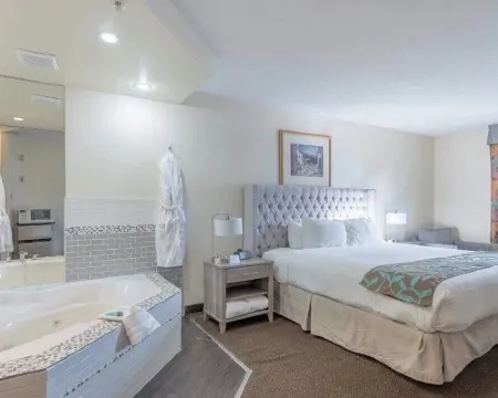 Foxwood Inn & Suites Drayton Valley Hotels in Drayton Valley