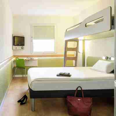 Ibis Budget Lisieux Rooms