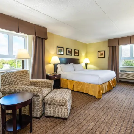 Comfort Inn & Suites