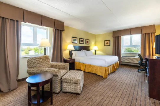 Comfort Inn & Suites