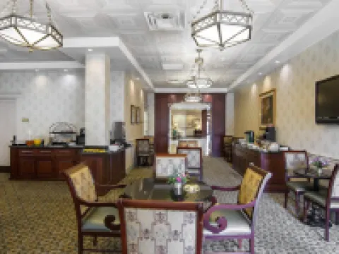 リバティホテル, アン アセンドコレクションホテル クリーバーンのホテル