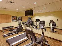โรงแรม ฮอลิเดย์ อินน์ เอ็กซ์เพรส แอนด์ สวีทส์ ฟลอเรนซ์ นอร์ทอีสต์ บาย IHG - ที่มีฟิตเนส