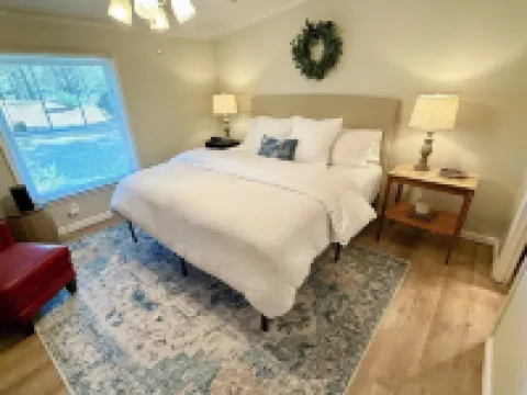 Beautiful Cozy Home in Thomson Near Lake and Boat Ramp Hotels in McDuffie County