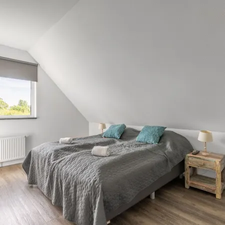Spacious and Bright 10-person Holiday Villa