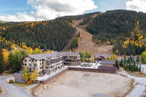 2795 Slopeside 1 Bedroom Condo - Parvekkeita