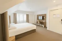 Campanile Fontainebleau Hotels in Seine-et-Marne