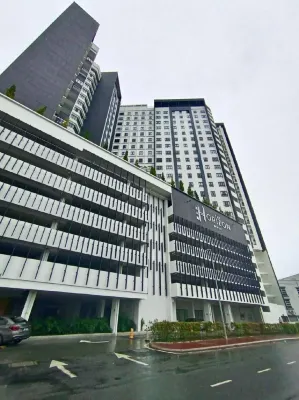 The Horizon Ipoh Dual L13 by Grab A Stay