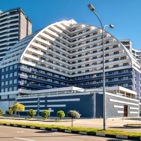 The Grandeur Hotel