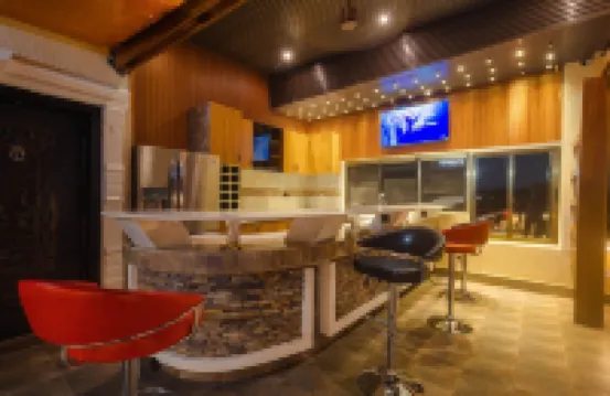 ควอดส์ วิลลา