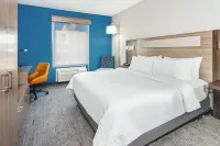 Holiday Inn Express & Suites BLOOMINGTON - NORMAL by IHG