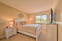 South Sedona Condo w/ Pool Access - Walk to Shops! - Holiday Apartments