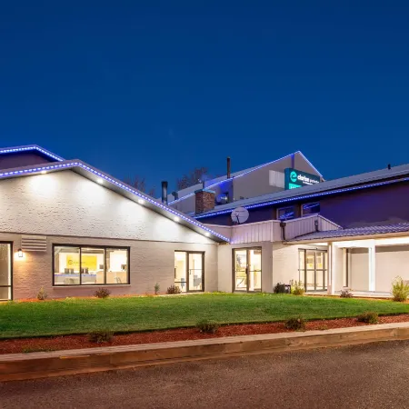 Clarion Pointe