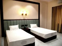 The shark inn Residency Hotéis em Rewa
