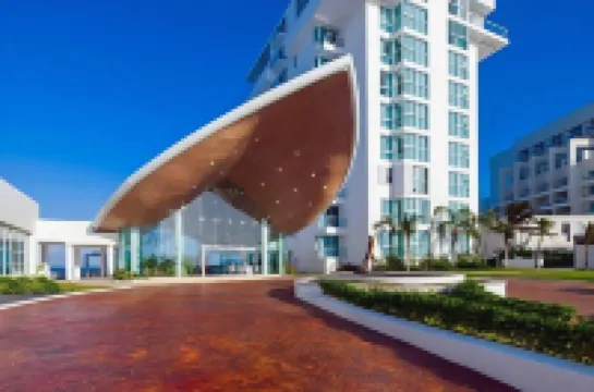 Oleo Cancun Playa All Inclusive Resort Hotel di 