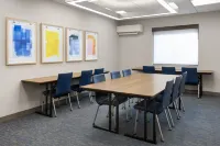 Holiday Inn Express PHILADELPHIA - PENNS LANDING by IHG - Business