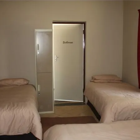 Room-Old Farmhouse for 3 in Limpopo Prov