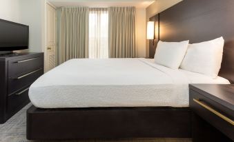 Residence Inn Kansas City at the Legends