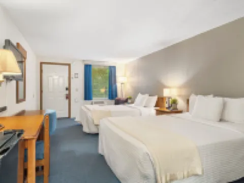 Autumn Creek Branson Hotels in Stone County