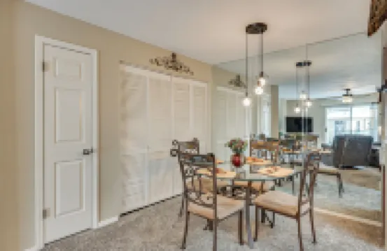 Community Pool and Gym Apt 5 Mi to Laughlin Casinos