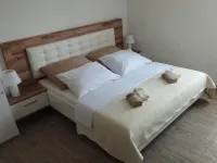 Apartments Neda Hotels in Sutivan