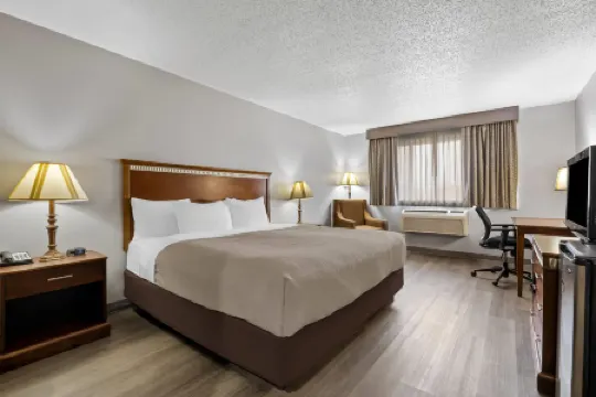 Quality Inn Near Monument Health Rapid City Hospital