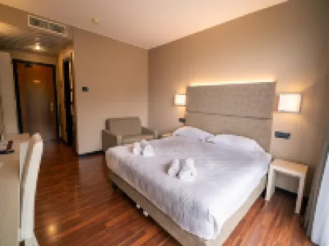 Yachting Hotel Mistral Hôtels à : 