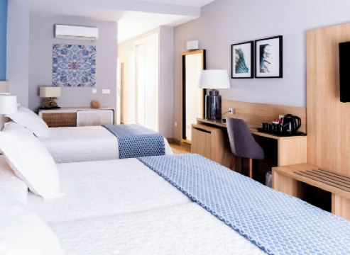 Hotel Puerta del Mar