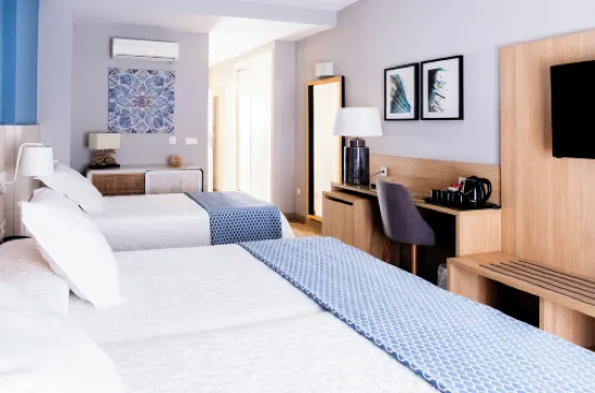 Hotel Puerta del Mar