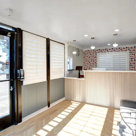 Signature Inn Medford Downtown - Newly Renovated