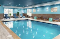 Hampton Inn & Suites Pittsburgh New Stanton - 2-Star