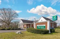 Quality Inn & Suites Hotels in Edgefield County